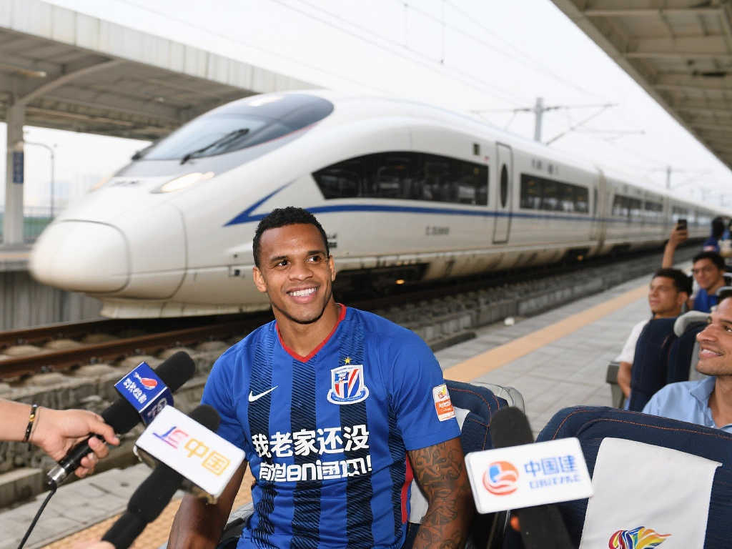 战术方向上 战术方向上